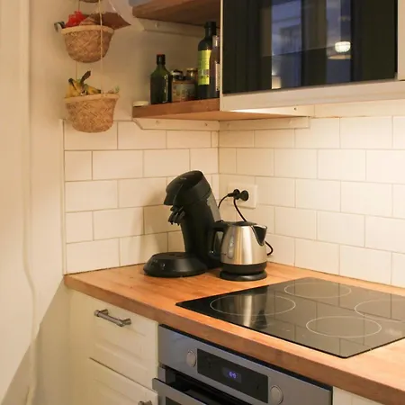 Spacious And Practical In 18th París