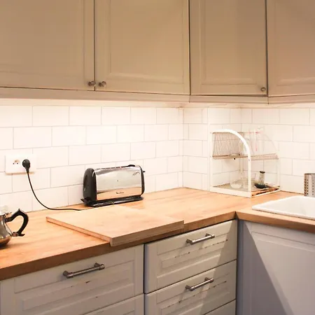Spacious And Practical In 18th Apartamento París
