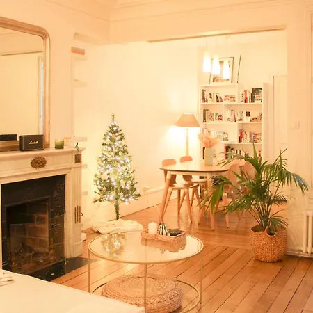 Spacious And Practical In 18th Apartamento *